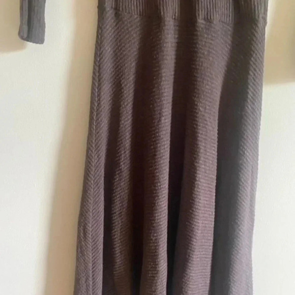 Modcloth Gray Ribbed Knit Faux Wrap Dress - Picture 5 of 14